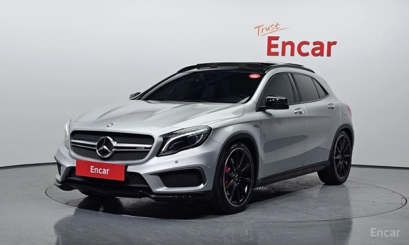 Mercedes-Benz GLA 45 AMG