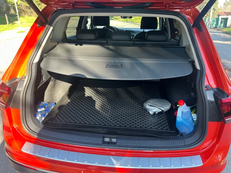 VW Tiguan Allspace 2.0TDI  4Motion, снимка 8 - Автомобили и джипове - 52913700