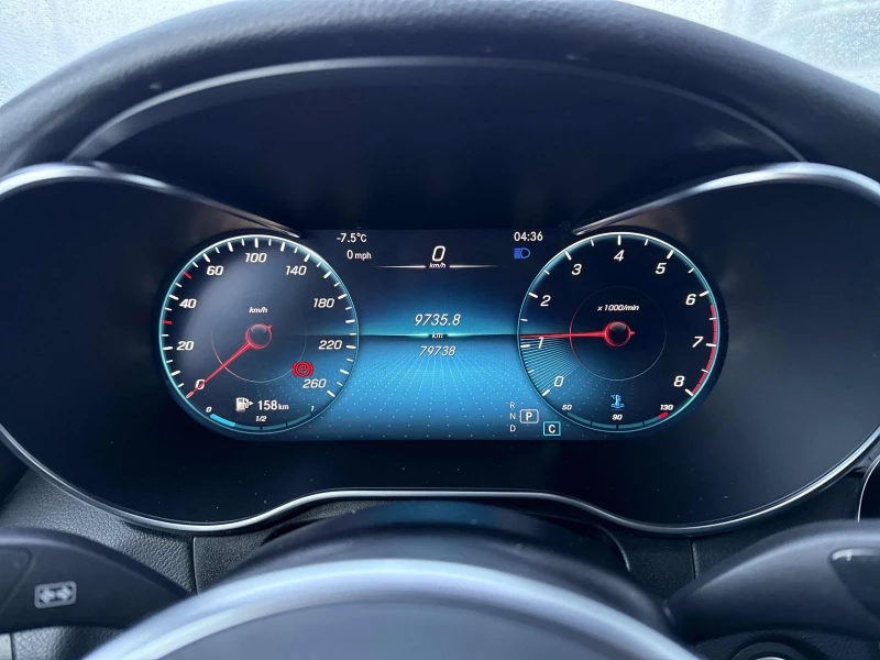 Mercedes-Benz GLC 300 AMG-pkg* Digital* Подгрев* Пано* Keyless* Камера, снимка 8 - Автомобили и джипове - 53183033