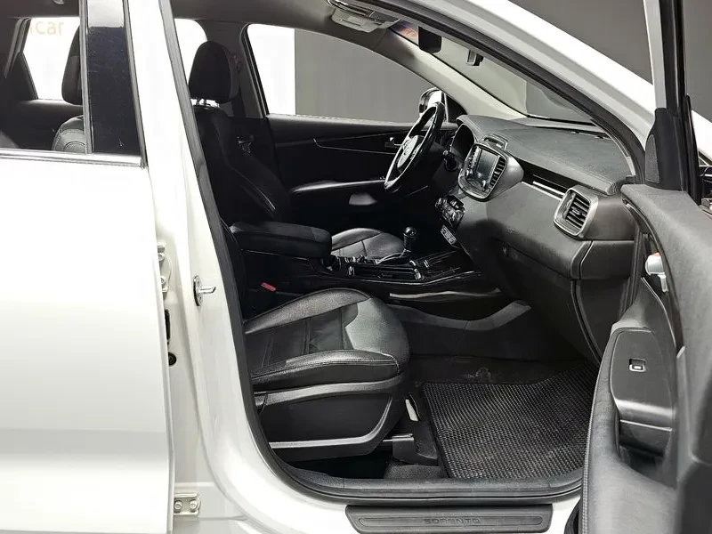 Kia Sorento 2.2 CRDI 4WD - ���� 30% ����� | Mobile.bg � ����������� 11