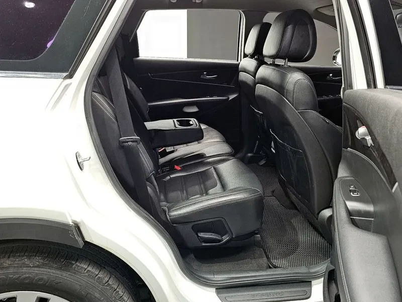 Kia Sorento 2.2 CRDI 4WD - ���� 30% ����� | Mobile.bg � ����������� 12