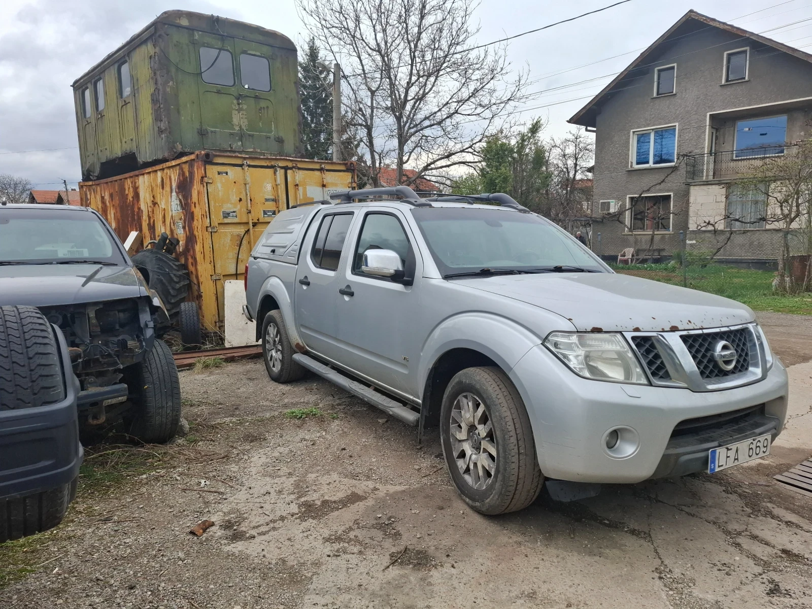 Nissan Navara Двигател v9x 3.0dci v6 - изображение 2