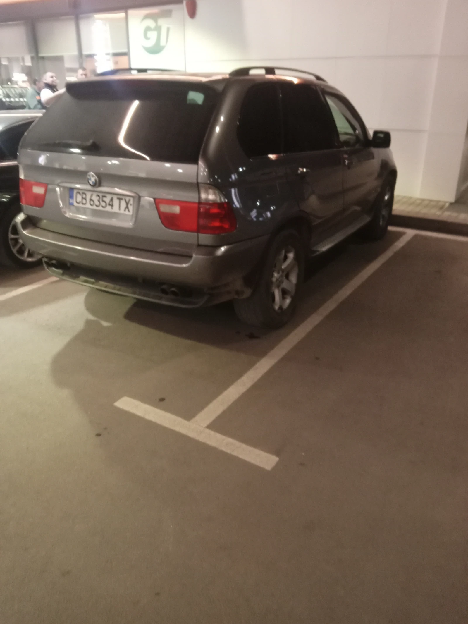 BMW X5 4.4 - изображение 4