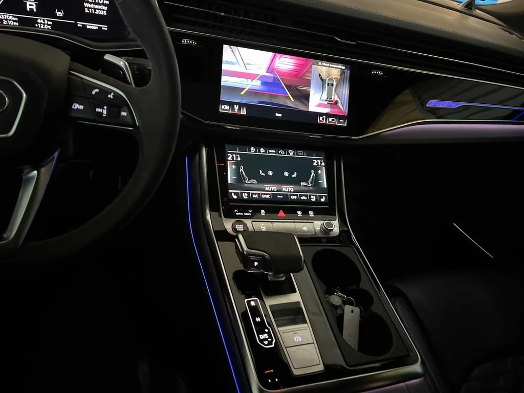 Audi RSQ8 * 4.0 TFSI quattro * CARFAX * БЕЗ ПЪРВОНАЧАЛНА ВНО - изображение 9