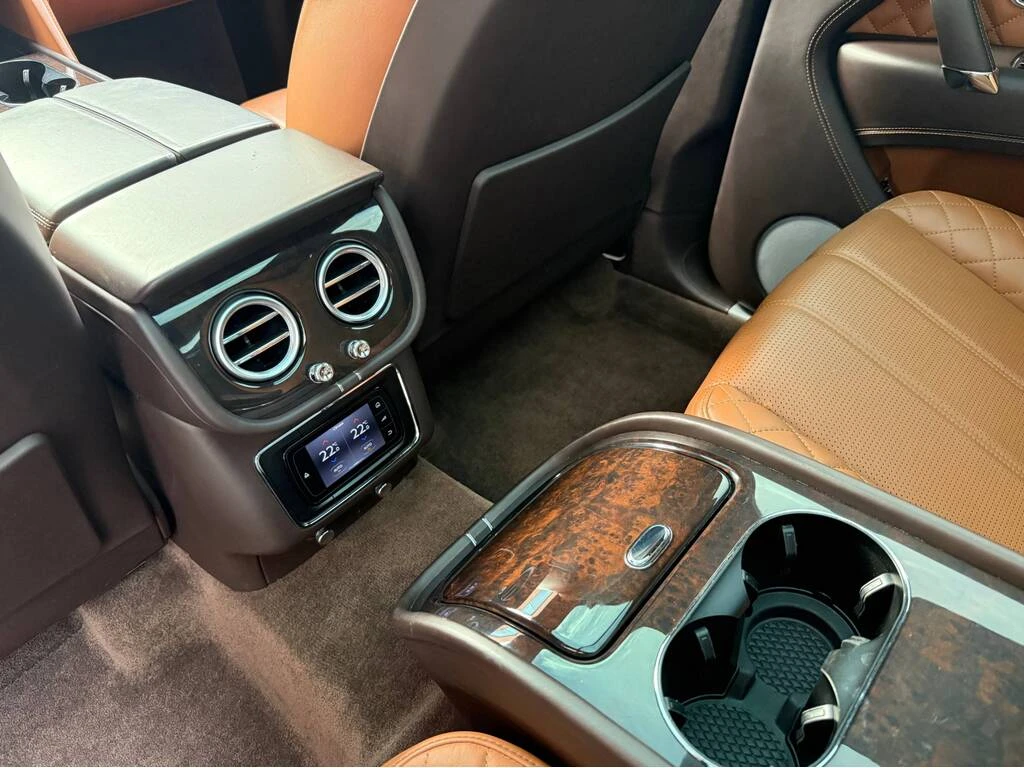 Bentley Bentayga W12/AWD/* АВТОКРЕДИТ - изображение 10