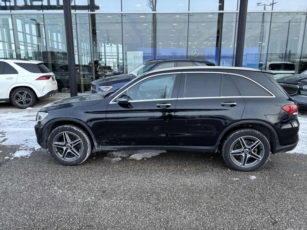 Mercedes-Benz GLC 300 AMG-pkg* Digital* Подгрев* Пано* Keyless* Камера - изображение 3