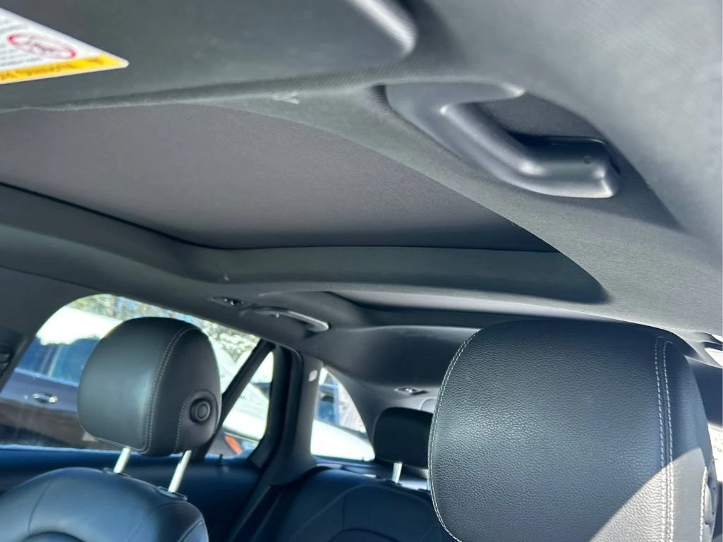 Mercedes-Benz GLC 2.0L 4cyl AWD - изображение 10