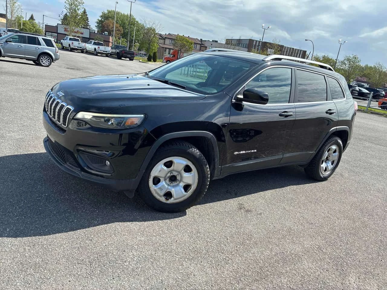Jeep Cherokee * North * CARFAX * ПОДГРЕВИ * KEYLESS, снимка 2 - Автомобили и джипове - 54619779