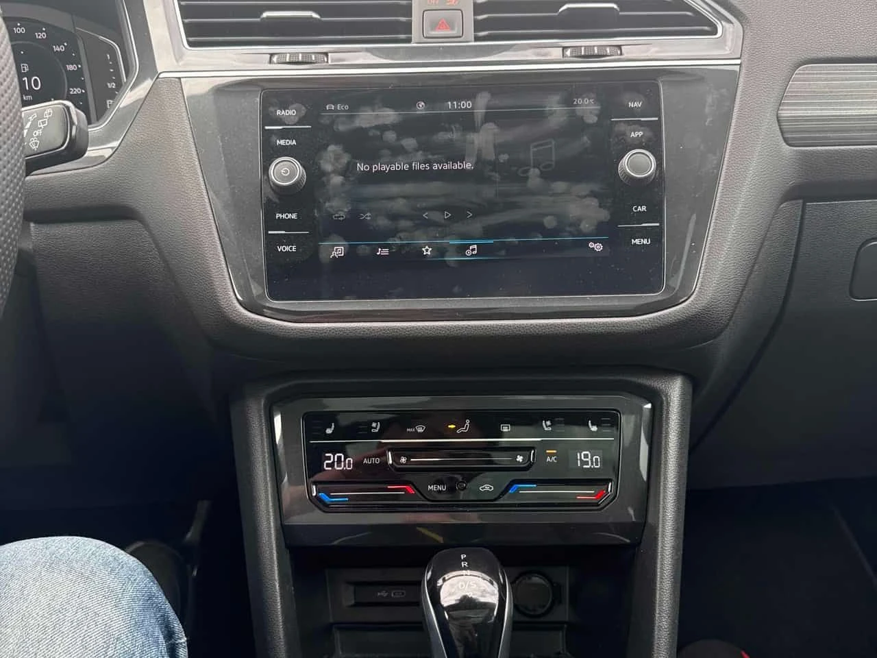 VW Tiguan Highline R Line * CARFAX * БЕЗ ПЪРВОНАЧАЛНА ВНОСКА, снимка 9 - Автомобили и джипове - 54841466