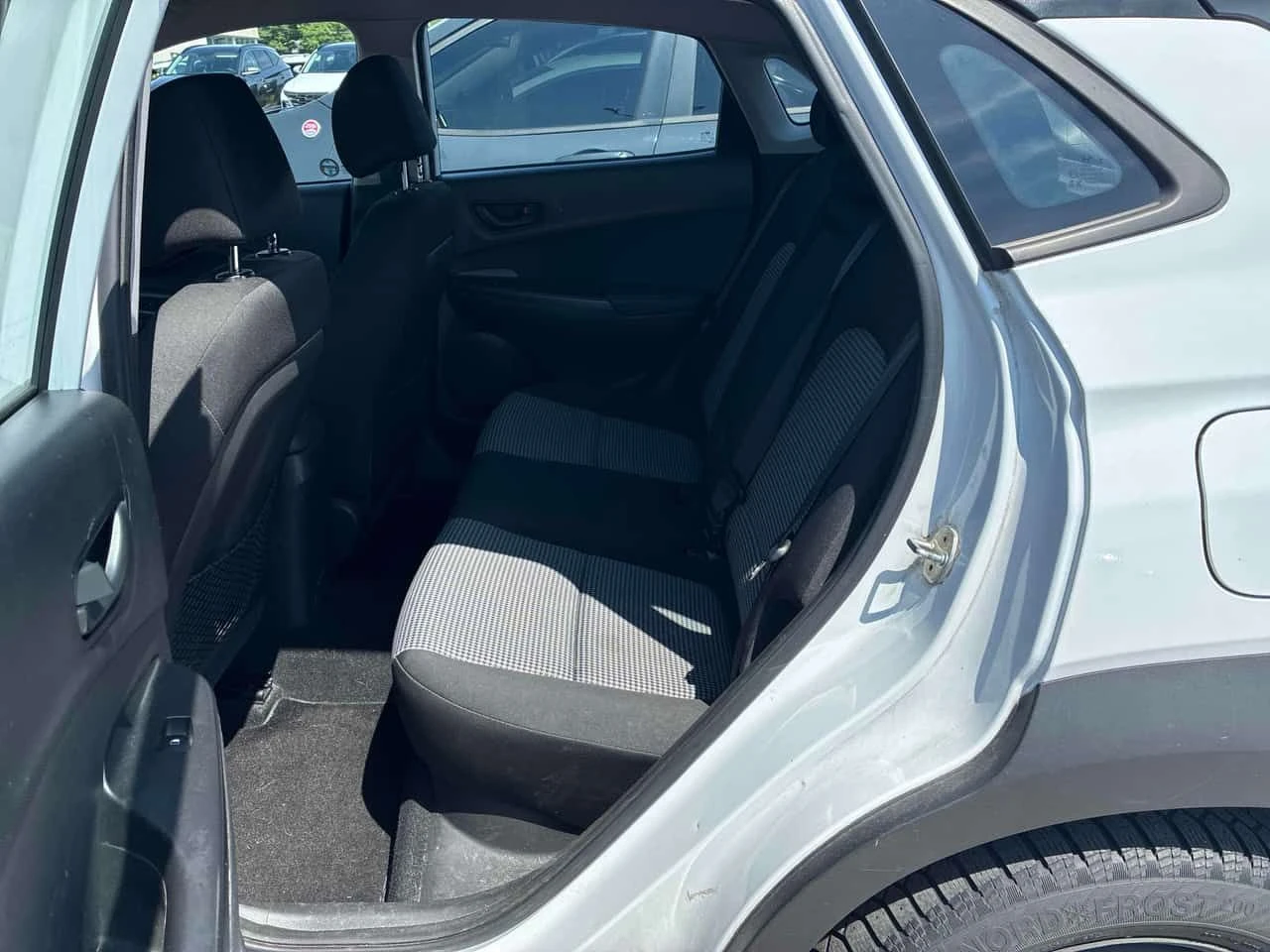 Hyundai Kona * Essential * КЛИП НА МОТОРА * ПРЕДСТАВИТЕЛСТВО, снимка 10 - Автомобили и джипове - 55221673