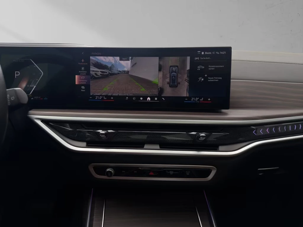 BMW X7 xDrive40d/352HP/FACELIFT/CRYSTAL/PANO/360/HUD/528q, снимка 10 - Автомобили и джипове - 55402904