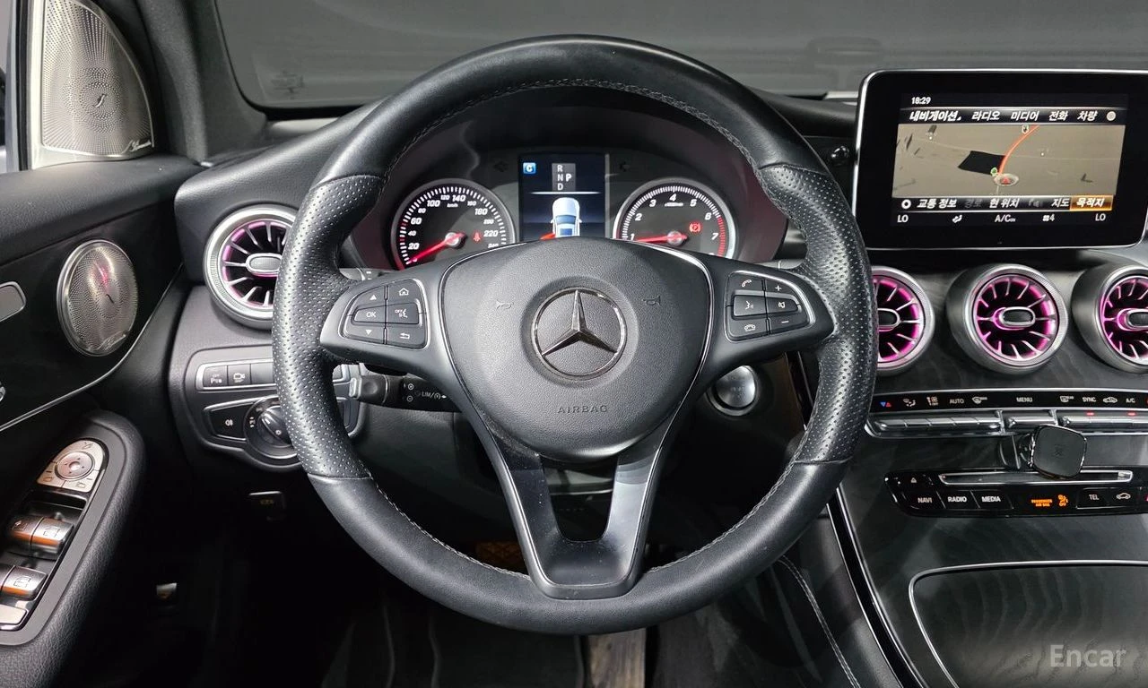 Mercedes-Benz GLC 300 FULL* 63* PACK* BURMESTER* , снимка 8 - Автомобили и джипове - 55820945
