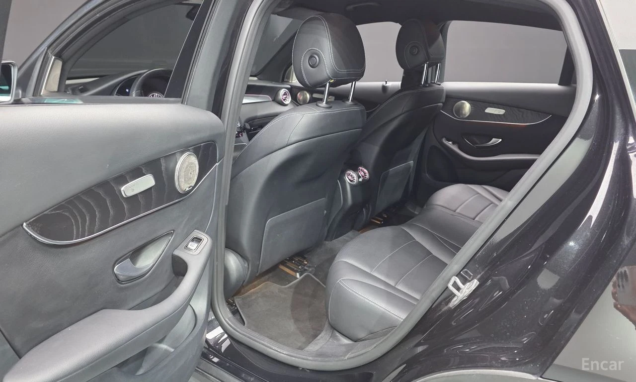 Mercedes-Benz GLC 300 FULL* 63* PACK* BURMESTER* , снимка 14 - Автомобили и джипове - 55820945