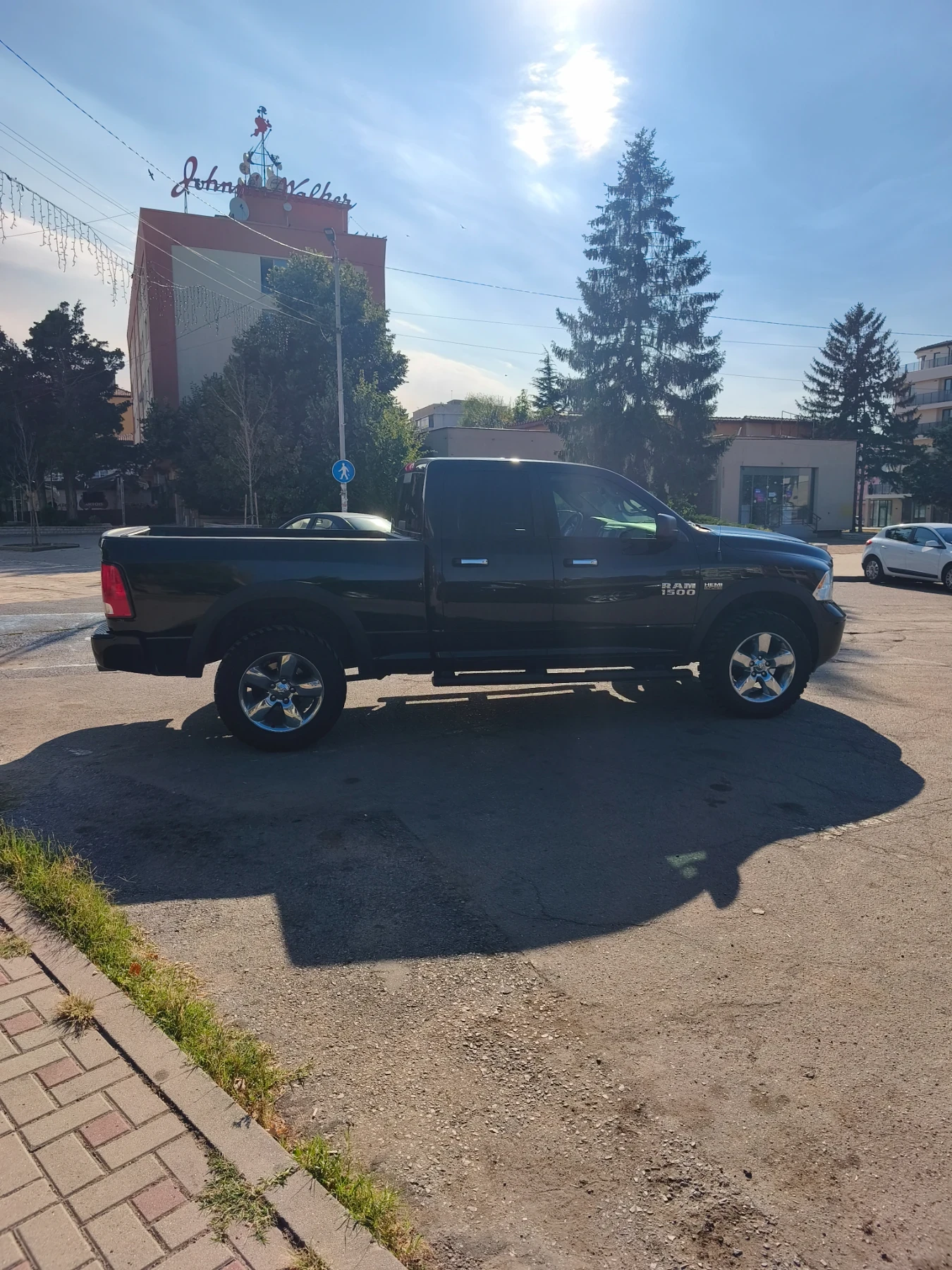 Dodge RAM 1500 BIG HORN, снимка 6 - Автомобили и джипове - 55972119
