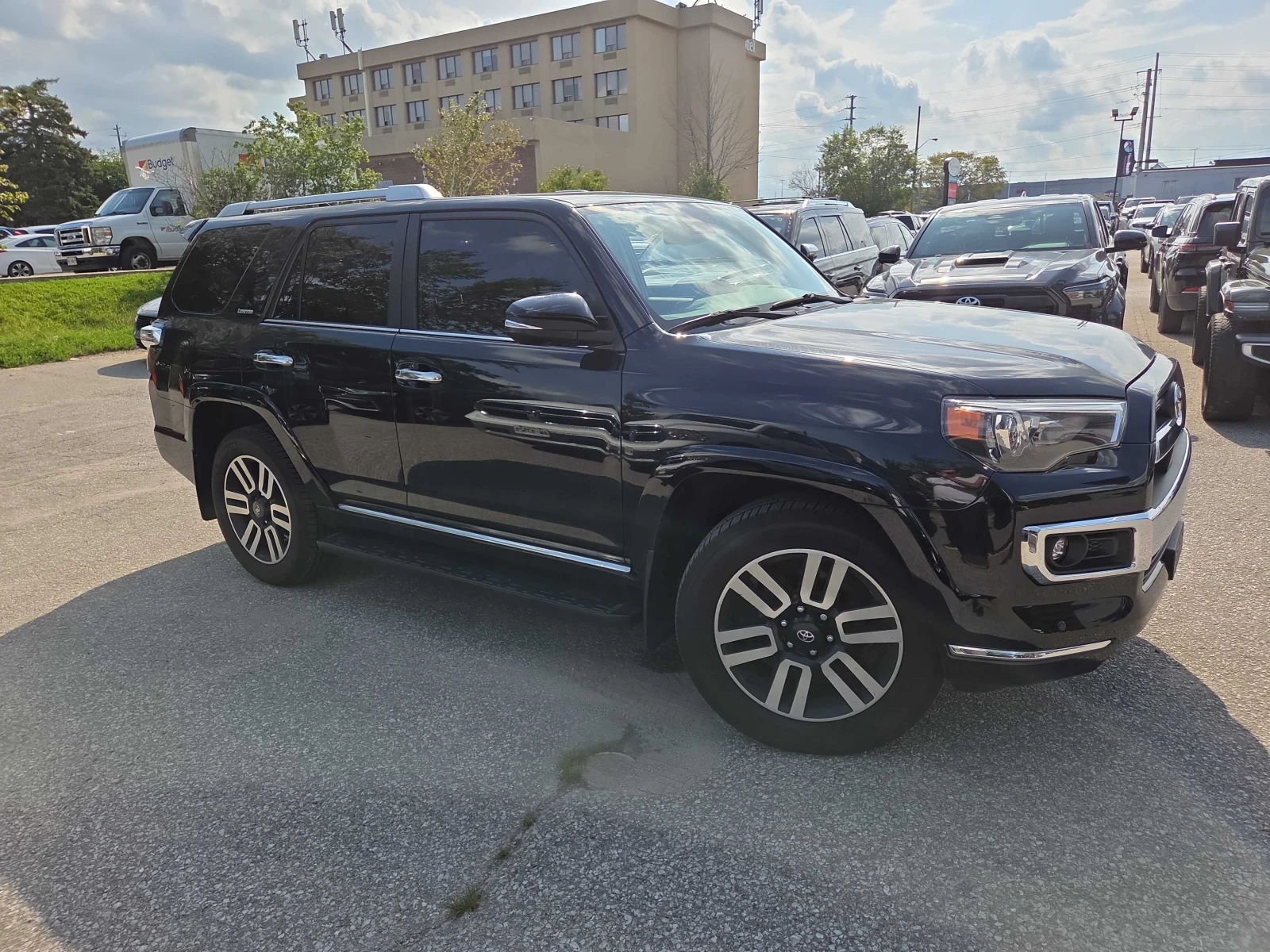 Toyota 4runner * 4WD * CARFAX * ОПЦИЯ ЗА ФИНАНСИРАНЕ , снимка 3 - Автомобили и джипове - 55989072