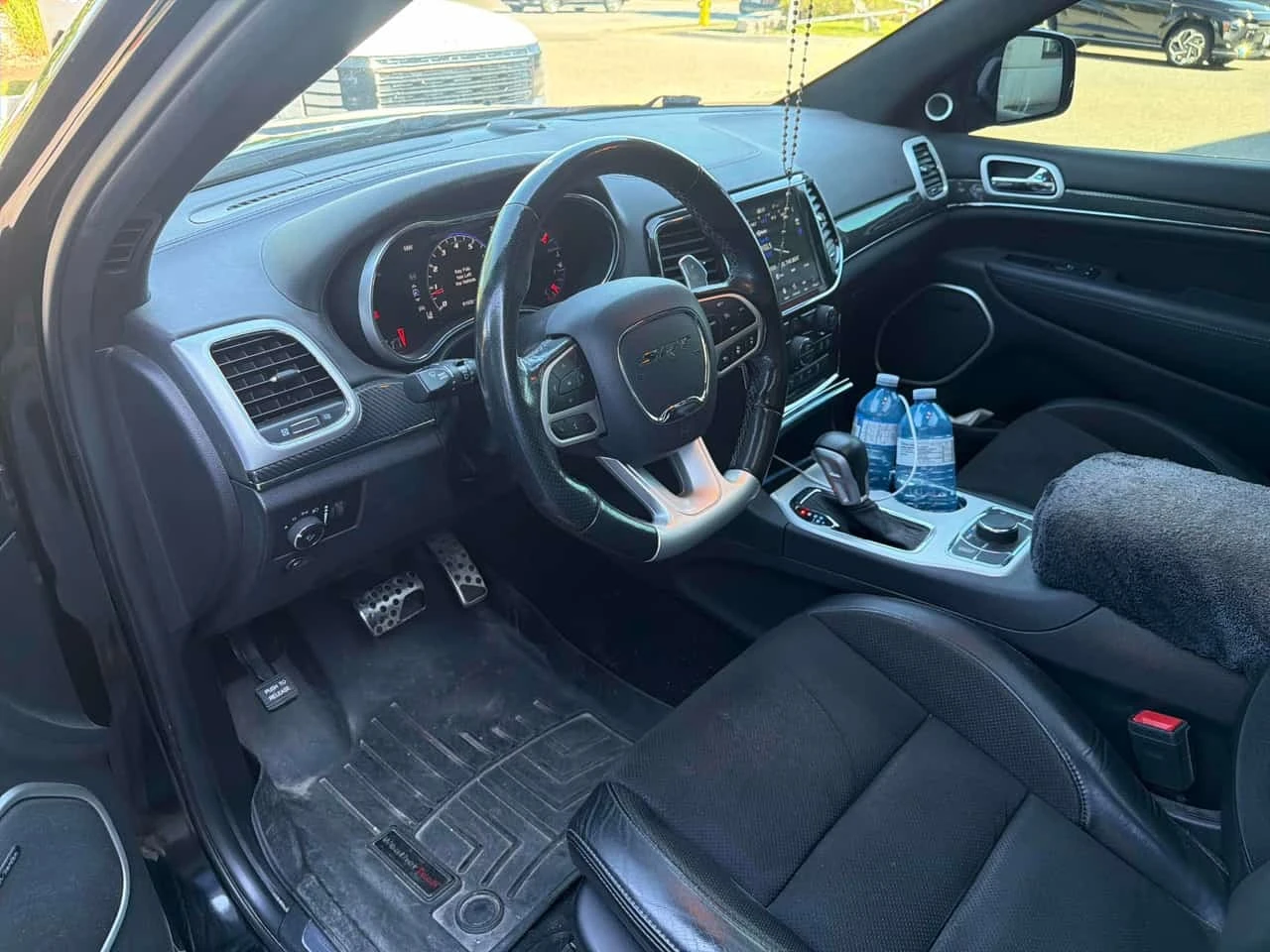 Jeep Grand cherokee * SRT * CARFAX * ОПЦИЯ ЗА ФИНАНСИРАНЕ , снимка 5 - Автомобили и джипове - 56161896
