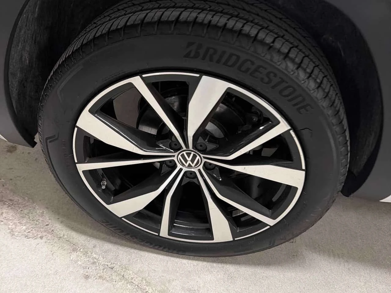 VW Atlas * Execline * CARFAX * ОБДУХВАНЕ * ПАНО * 6 МЕСТА *, снимка 7 - Автомобили и джипове - 56224984