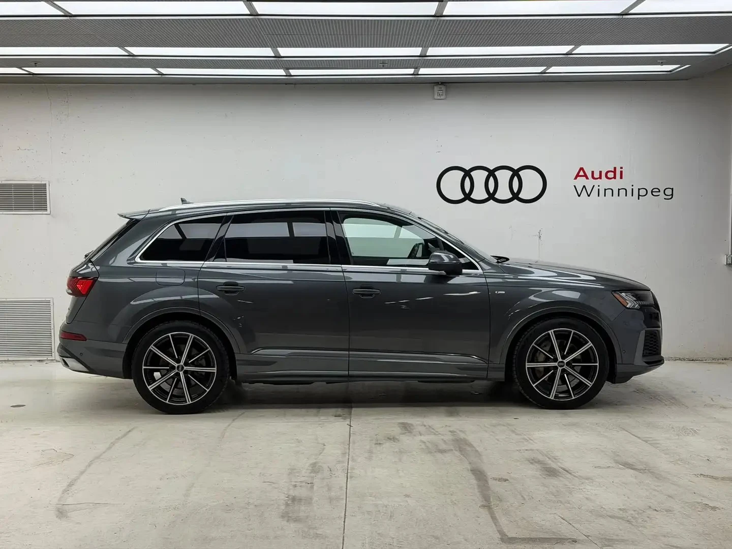 Audi Q7 TECHNIK* �����* �����* MATRIX* HUD* DIS* 7PASS* �� | Mobile.bg � ����������� 4