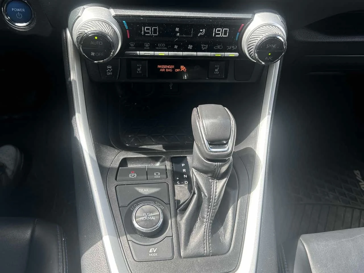 Toyota Rav4 * Hybrid XSE AWD * CARFAX *  �������� *  | Mobile.bg � ����������� 10