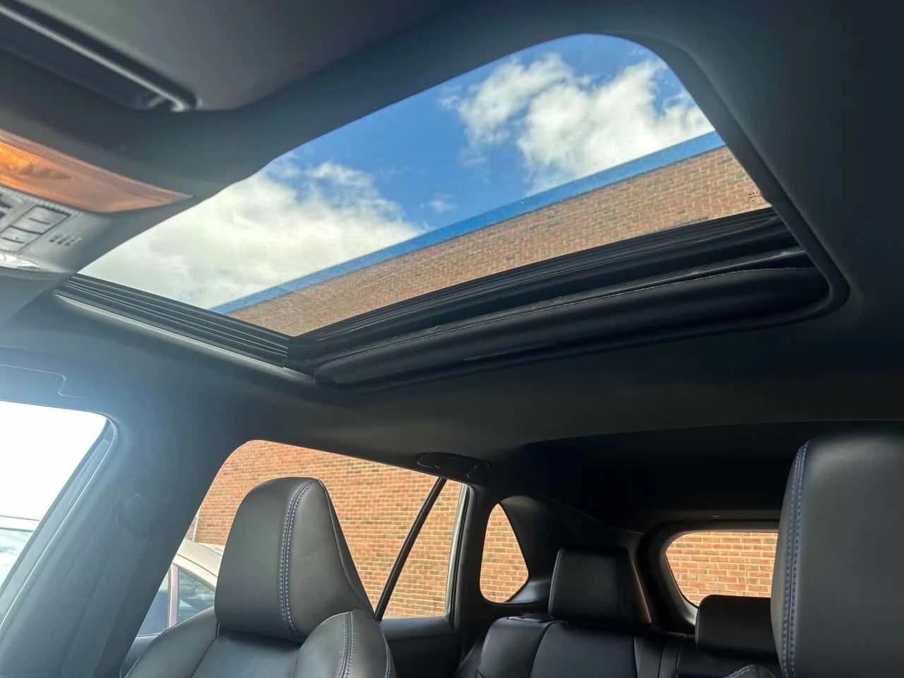 Toyota Rav4 * Hybrid XSE AWD * CARFAX *  �������� *  | Mobile.bg � ����������� 12