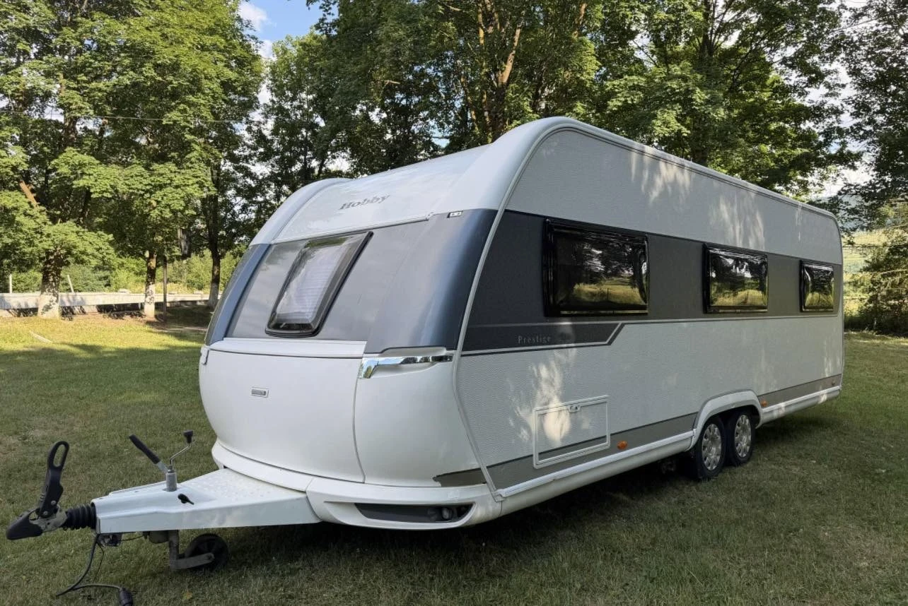 Каравана Hobby Prestige 720 WFU 2016, снимка 3 - Каравани и кемпери - 55512125