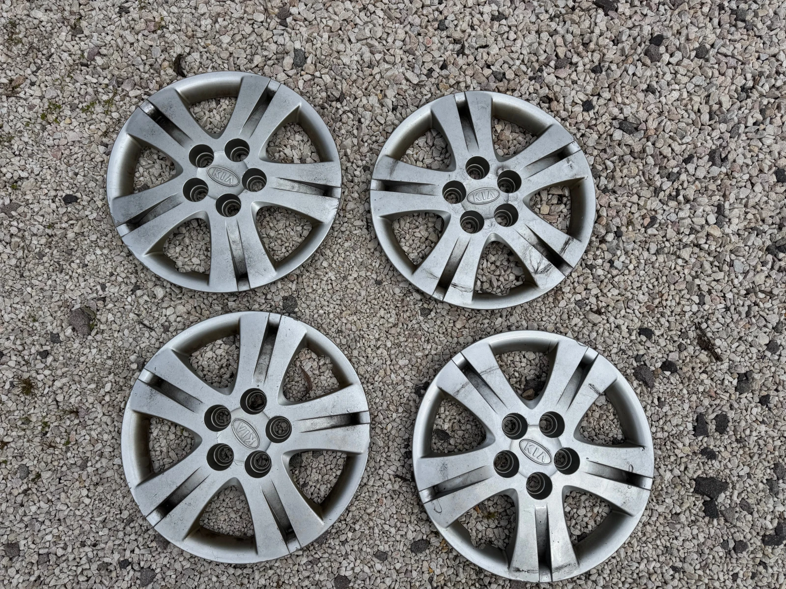 15� ��� ������ | Mobile.bg � ����������� 1