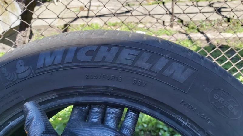 Гуми Летни 205/60R16, снимка 4 - Гуми и джанти - 28560476