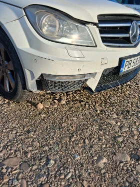 Mercedes-Benz C 200, снимка 2