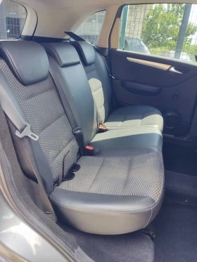 Mercedes-Benz B 180, снимка 6