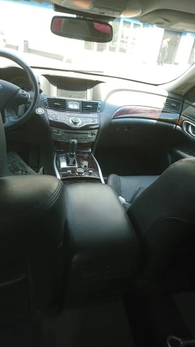 Infiniti M, снимка 2