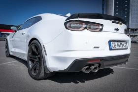 Chevrolet Camaro * V8 * 2SS + 1LE * Summit White (CARFAX), снимка 12