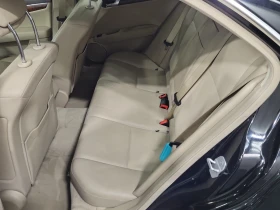 Mercedes-Benz C 300 * * 4MATIC * * ПОДГРЕВ * CARFAX * * АВТО КРЕДИТ * - 13999 лв. - 76004720 11