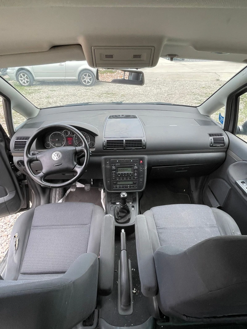 VW Sharan 2.0тди, снимка 7 - Автомобили и джипове - 45089969