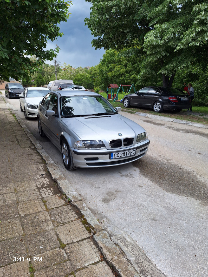 BMW 318, снимка 7 - Автомобили и джипове - 46436452