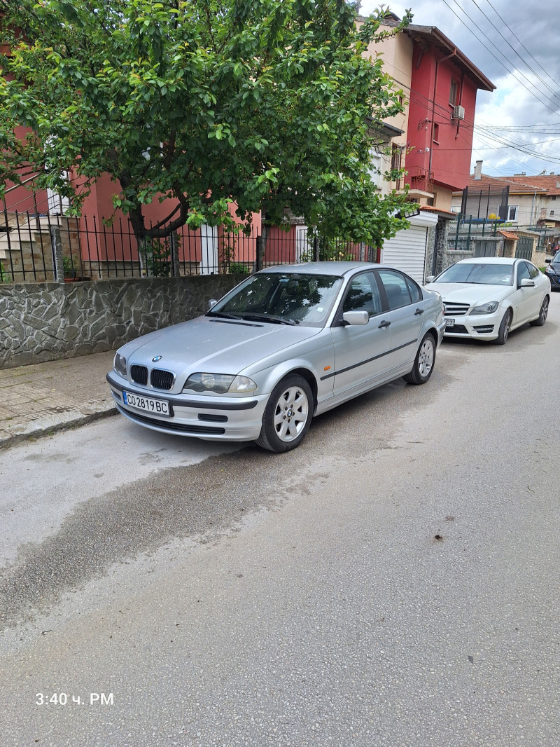 BMW 318, снимка 6 - Автомобили и джипове - 46436452