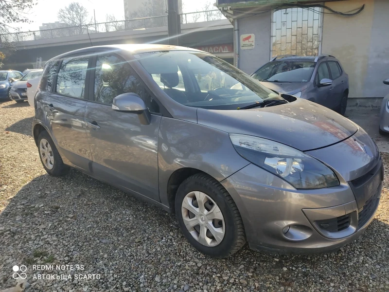 Renault Scenic 1.6/110кс, климатик, 2011г., снимка 1 - Автомобили и джипове - 48024590