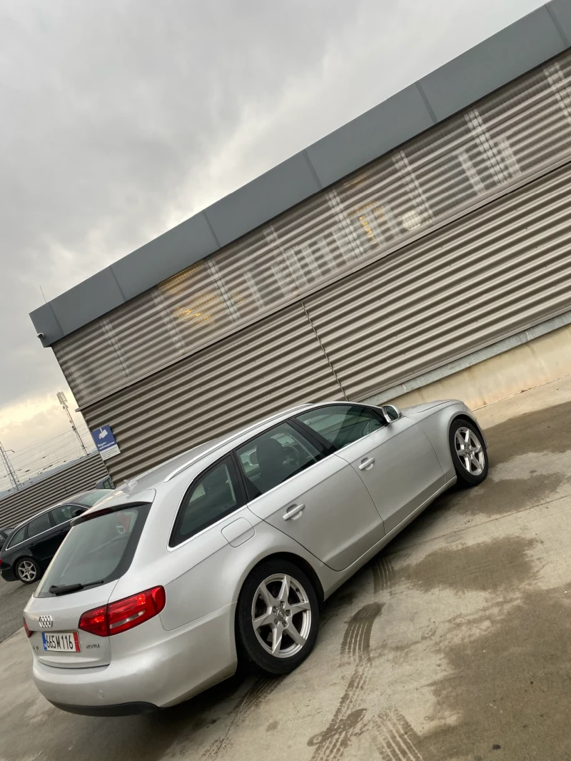 Audi A4 2.0TDI LED NAVI РЕГИСТРИРАН, снимка 5 - Автомобили и джипове - 48563905