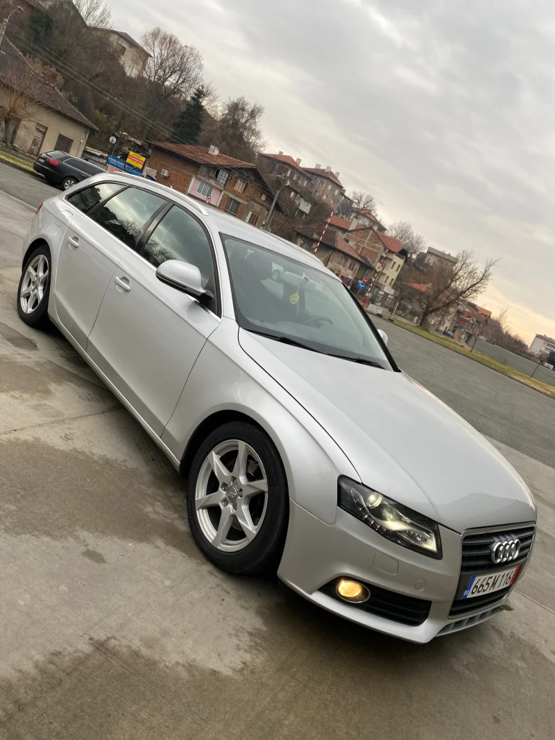 Audi A4 2.0TDI LED NAVI РЕГИСТРИРАН, снимка 4 - Автомобили и джипове - 48563905