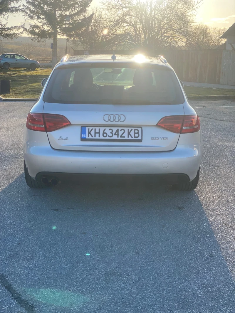 Audi A4 2.0TDI LED NAVI РЕГИСТРИРАН, снимка 5 - Автомобили и джипове - 49000730