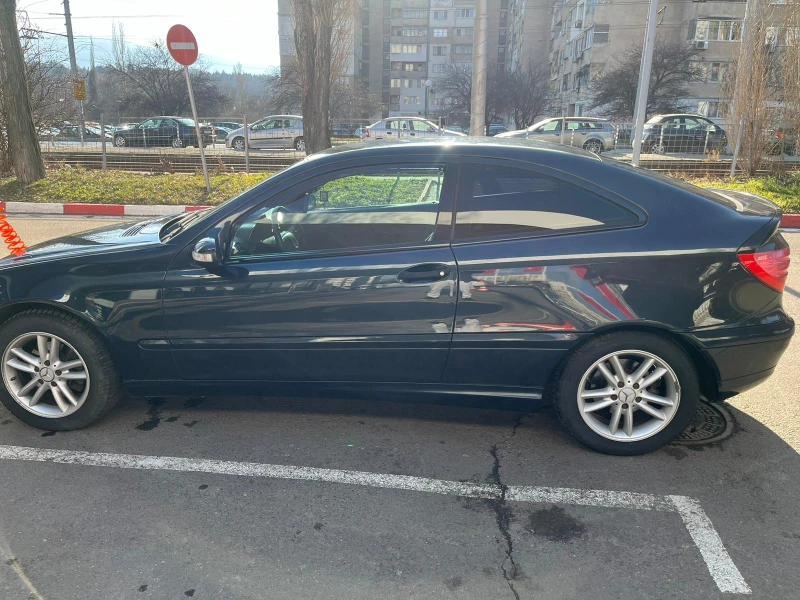 Mercedes-Benz C 220 ЦДИ, снимка 5 - Автомобили и джипове - 49316009