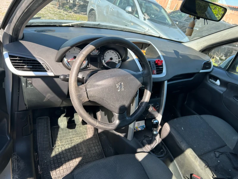 Peugeot 207 1.6 hdi 90кс, снимка 5 - Автомобили и джипове - 52366239