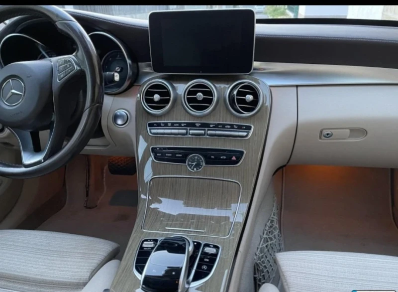 Mercedes-Benz C 220 C220, снимка 9 - Автомобили и джипове - 52470072