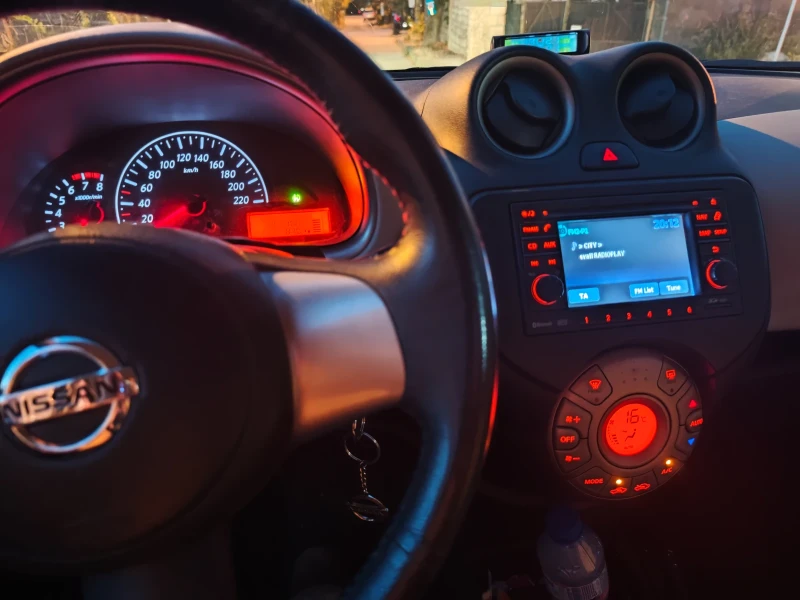 Nissan Micra 1.2, снимка 16 - Автомобили и джипове - 51908810