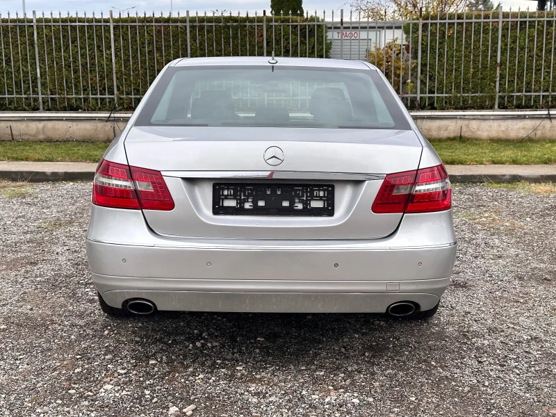 Mercedes-Benz E 350 Keyless * Мъртва точка * Night Vision * Подгрев, снимка 6 - Автомобили и джипове - 52556414