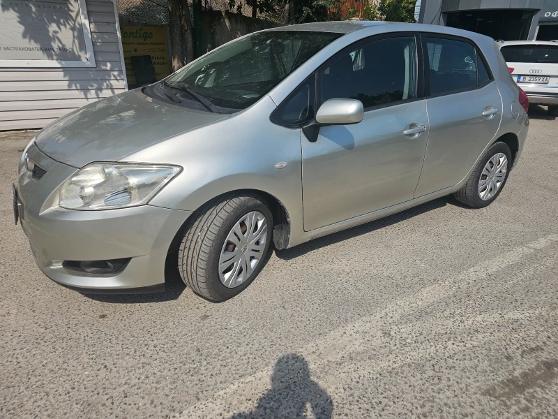 Toyota Auris 1.4 D4D Avtomat, снимка 2 - Автомобили и джипове - 52434498