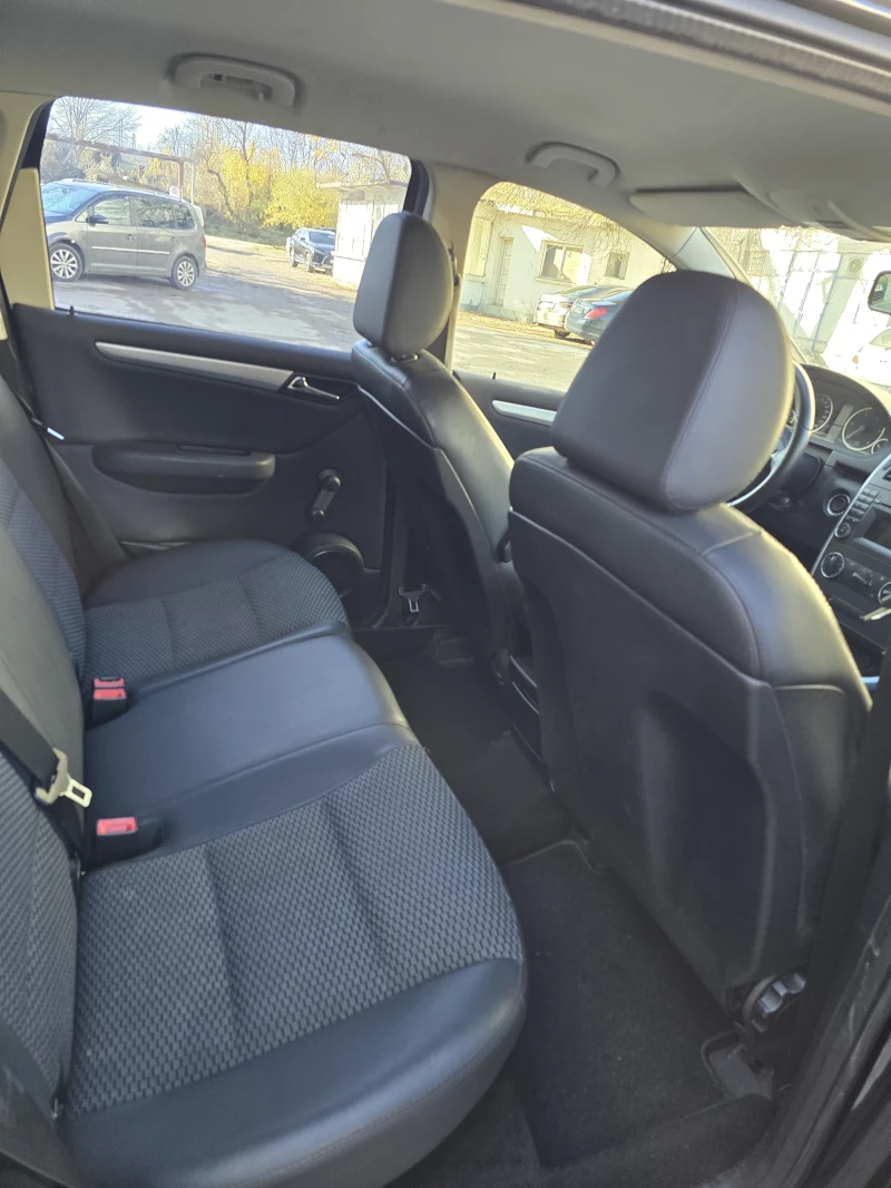 Mercedes-Benz A 180, снимка 10 - Автомобили и джипове - 52521915