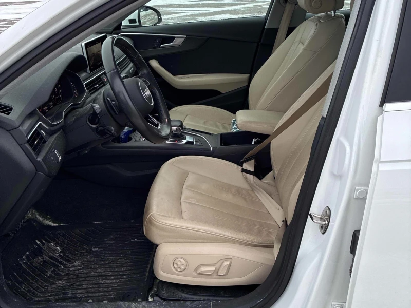 Audi A4 TECHNIK * * CARFAX * * АВТО КРЕДИТ * * , снимка 13 - Автомобили и джипове - 52667631
