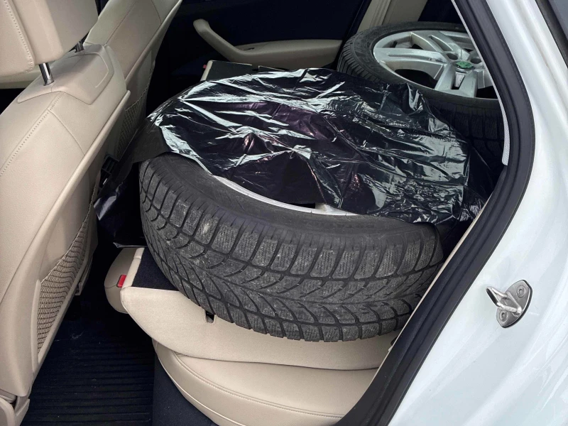 Audi A4 TECHNIK * * CARFAX * * АВТО КРЕДИТ * * , снимка 14 - Автомобили и джипове - 52667631