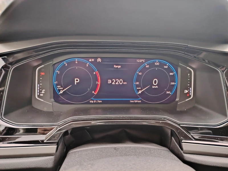 VW Polo 1.5 TSI, снимка 9 - Автомобили и джипове - 52751572