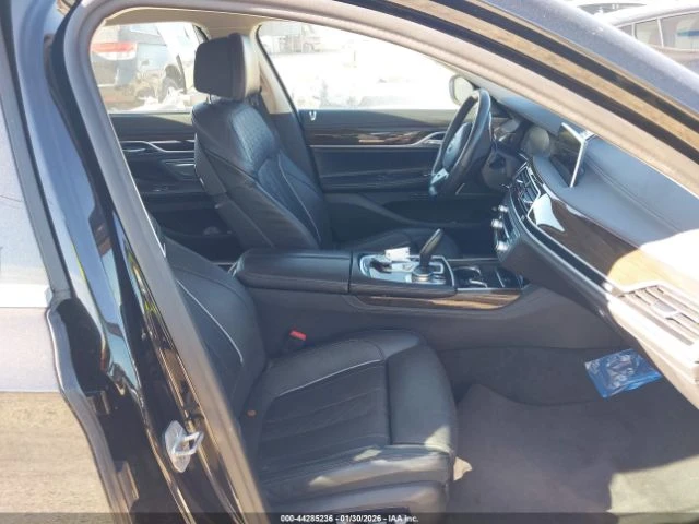 BMW 740 I, снимка 5 - Автомобили и джипове - 53598356